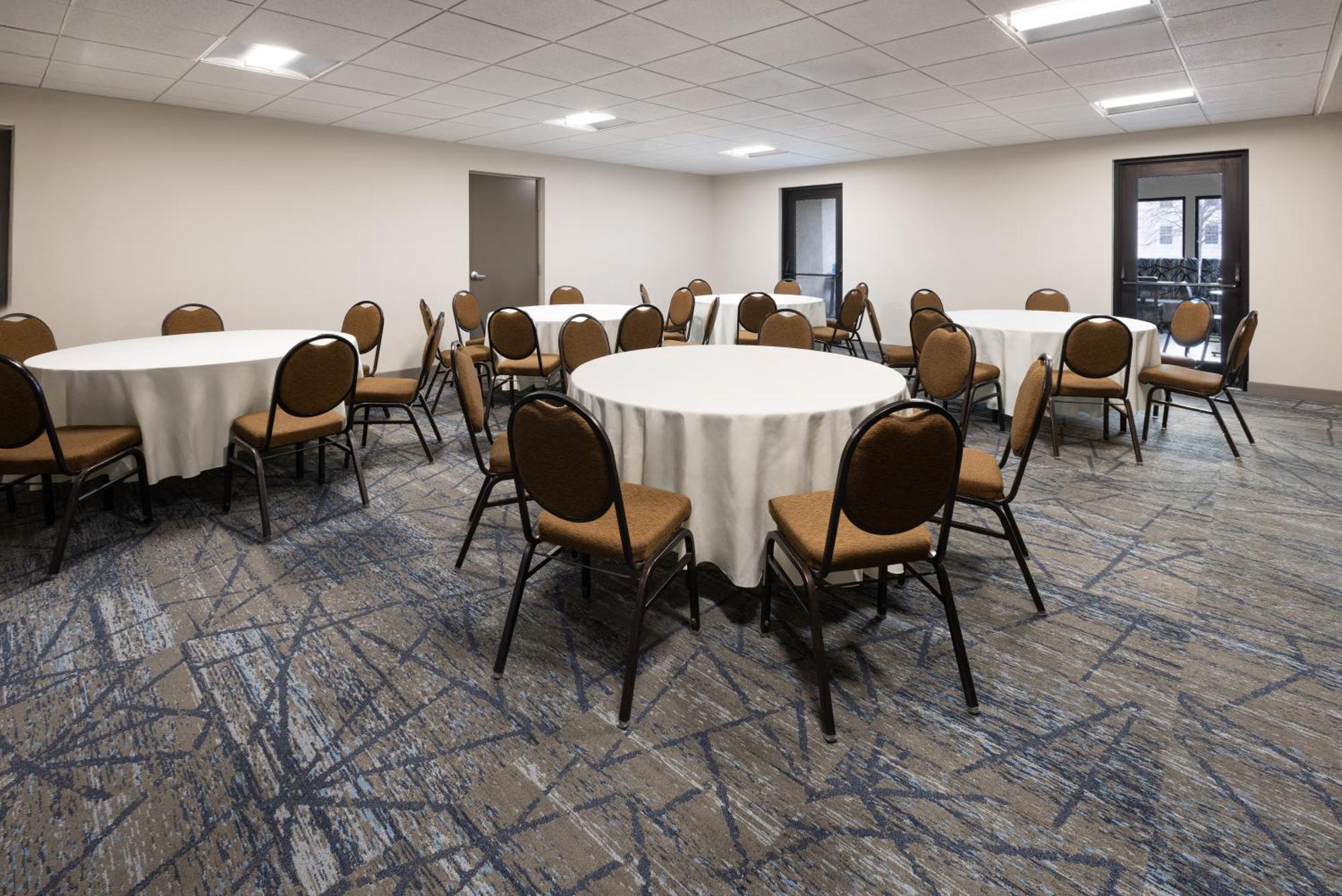Holiday Inn Express & Suites Leesburg - Historic District By Ihg Екстер'єр фото