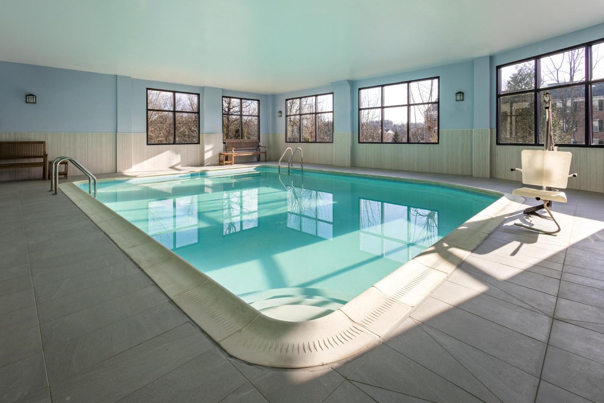 Holiday Inn Express & Suites Leesburg - Historic District By Ihg Екстер'єр фото
